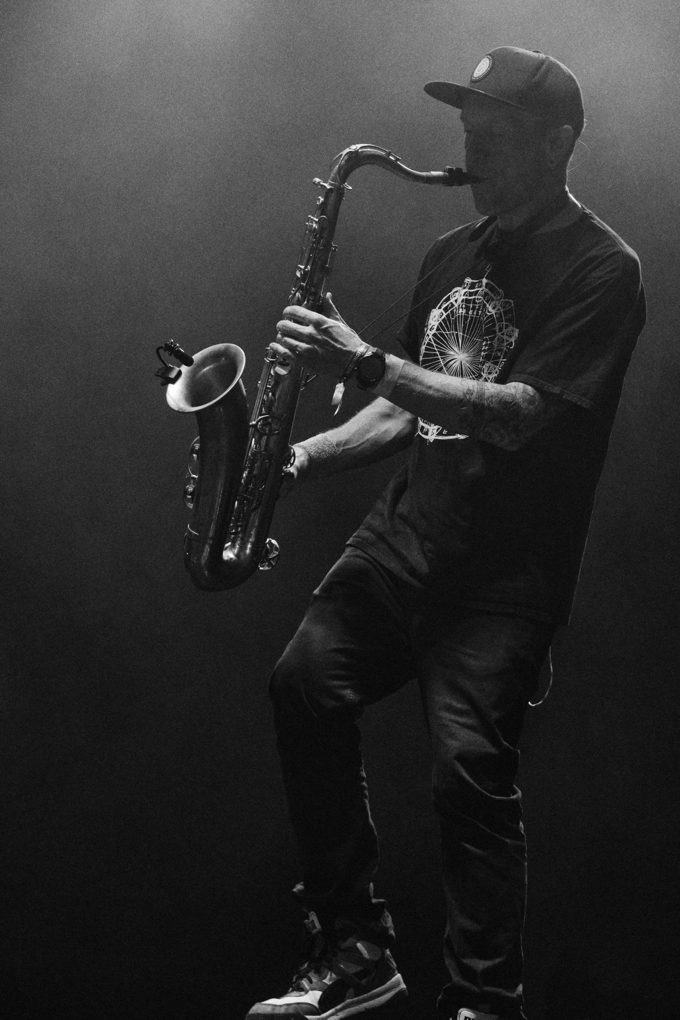 Black and white photo Mr. Woodnote performing live at Rock for Churchill